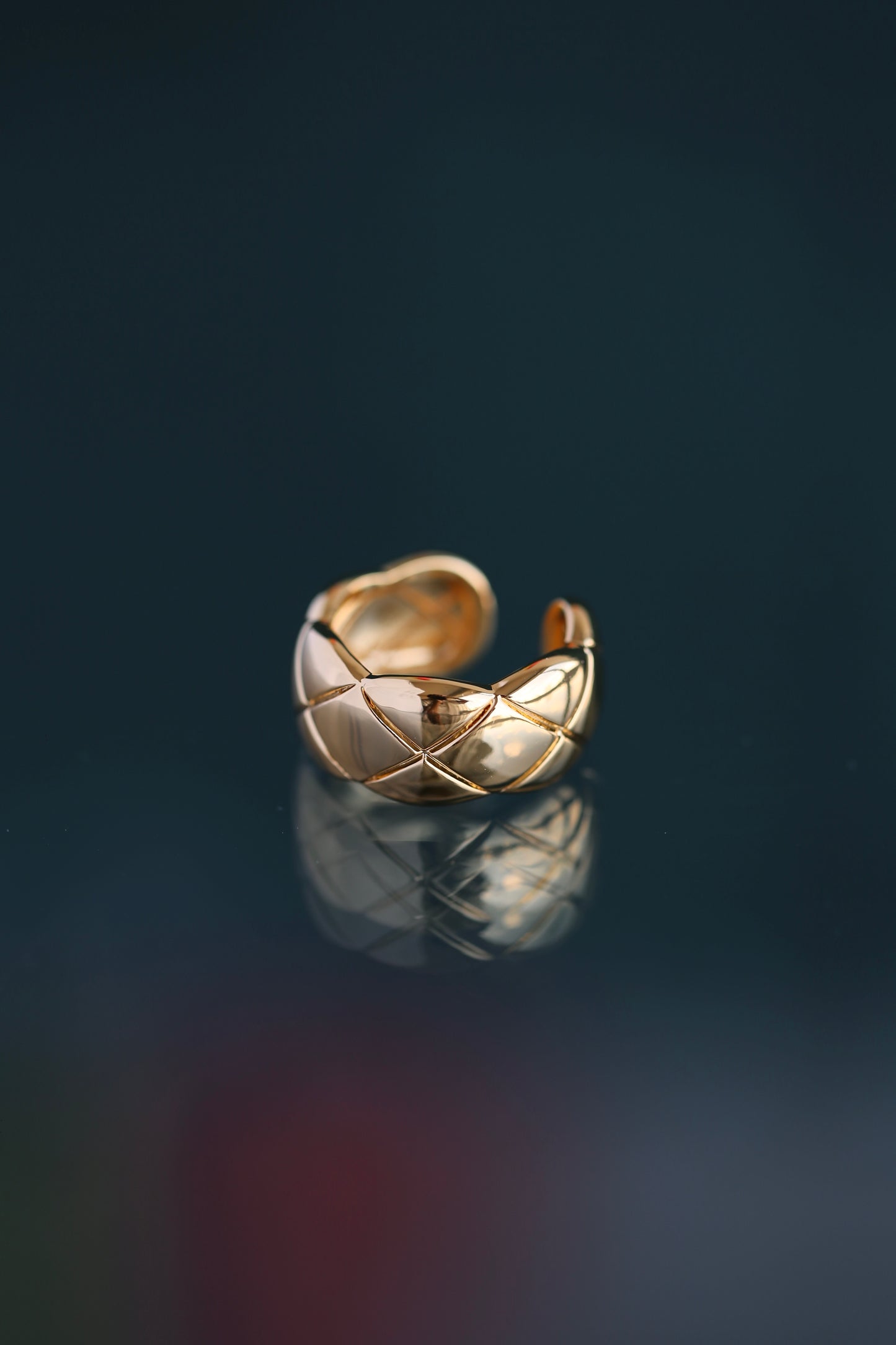 Anillo de capitoneado (oro)