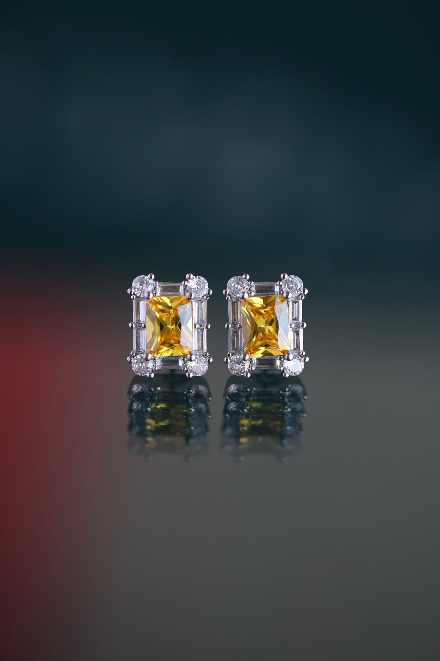 Aretes de zirconios cuadrado amarillo