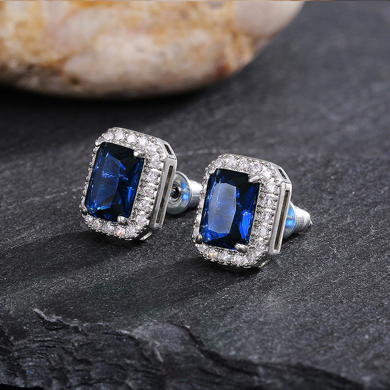 Aretes rectangulares con zirconios azules