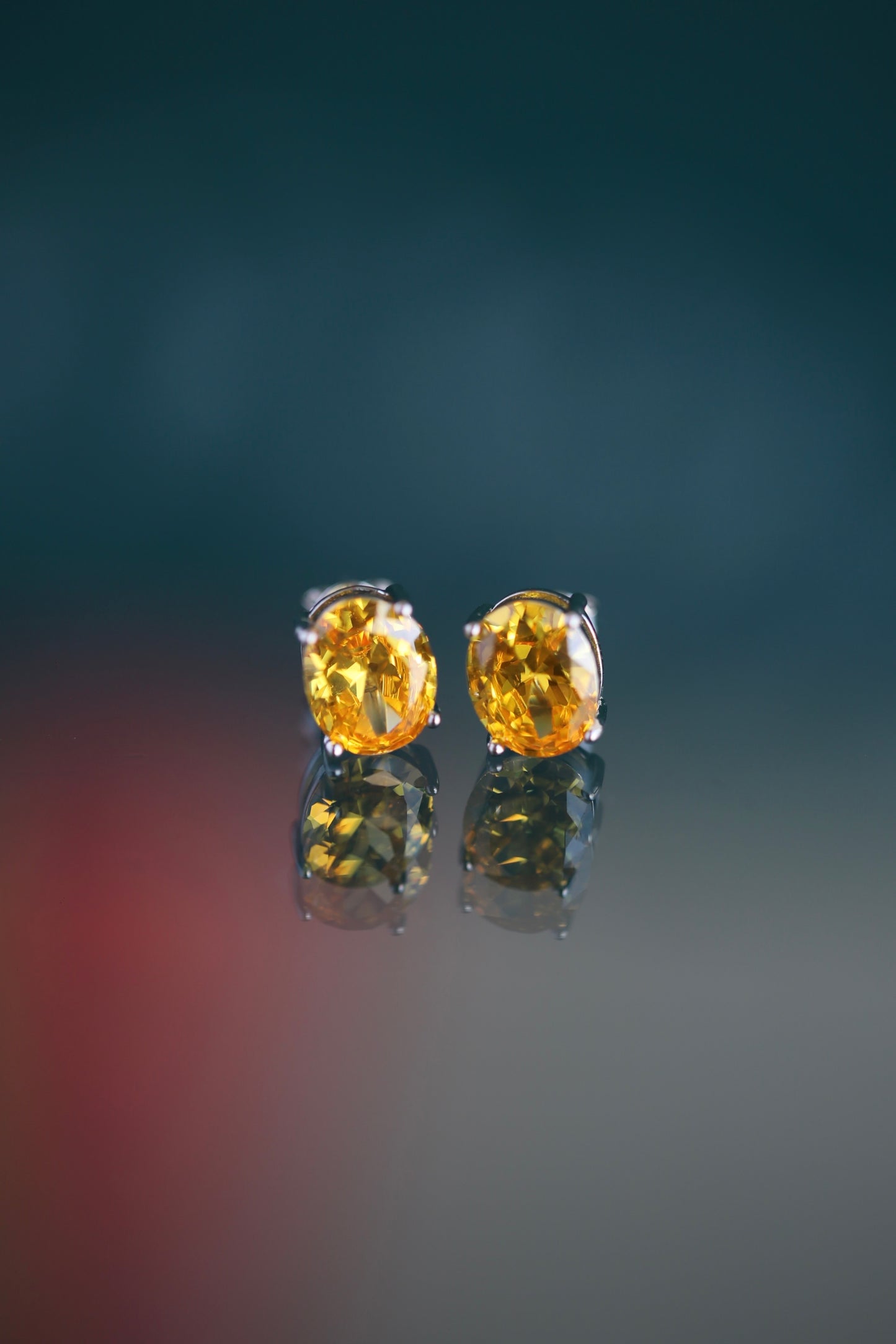 Aretes de zirconios ovalados amarillo