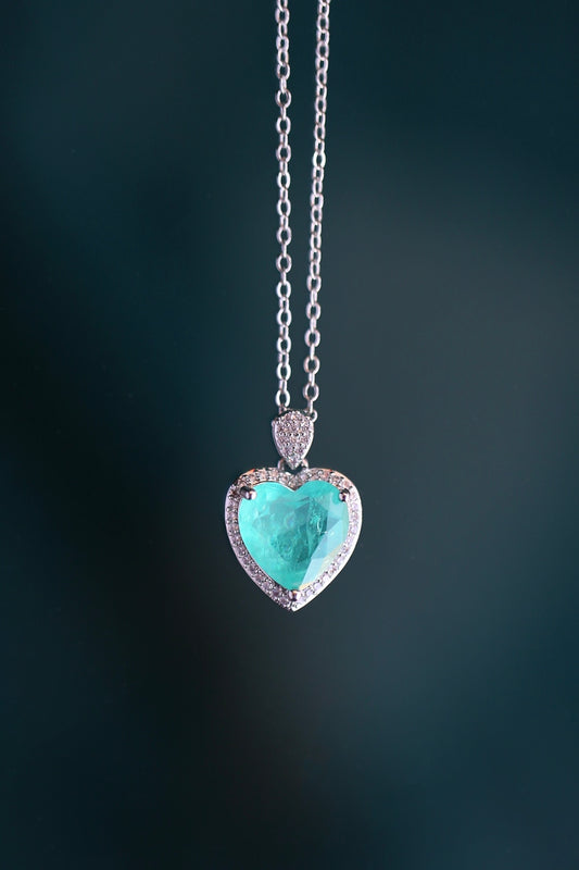 Collar de Turmalina Paraiba en forma de corazón