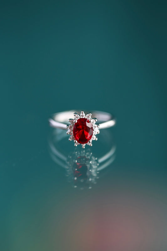 Anillo princesa Diana rojo rubí