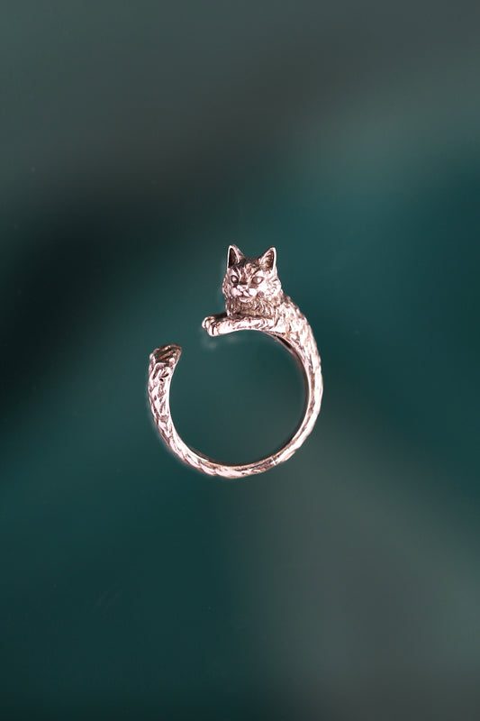 Anillo gato enroscado