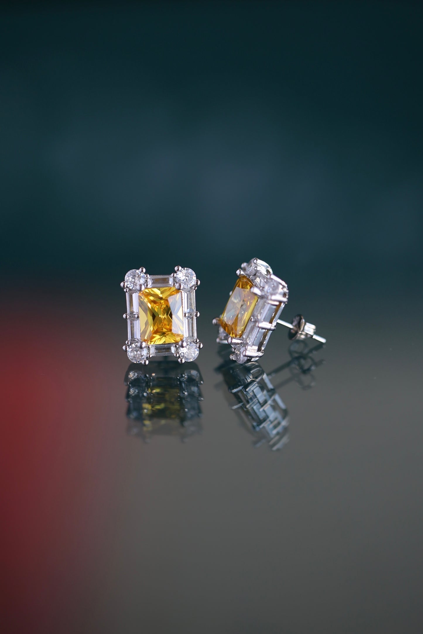 Aretes de zirconios cuadrado amarillo