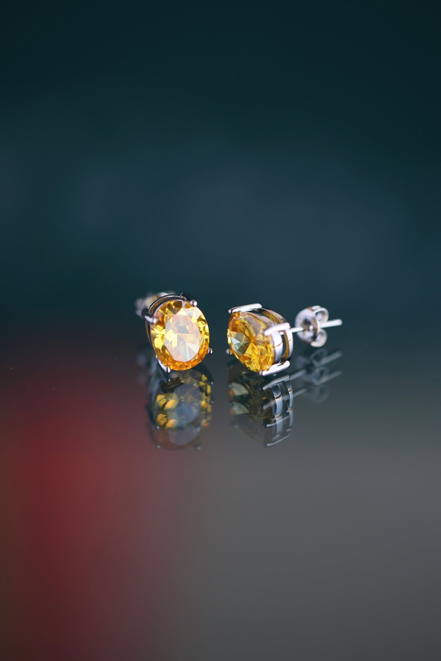 Aretes de zirconios ovalados amarillo