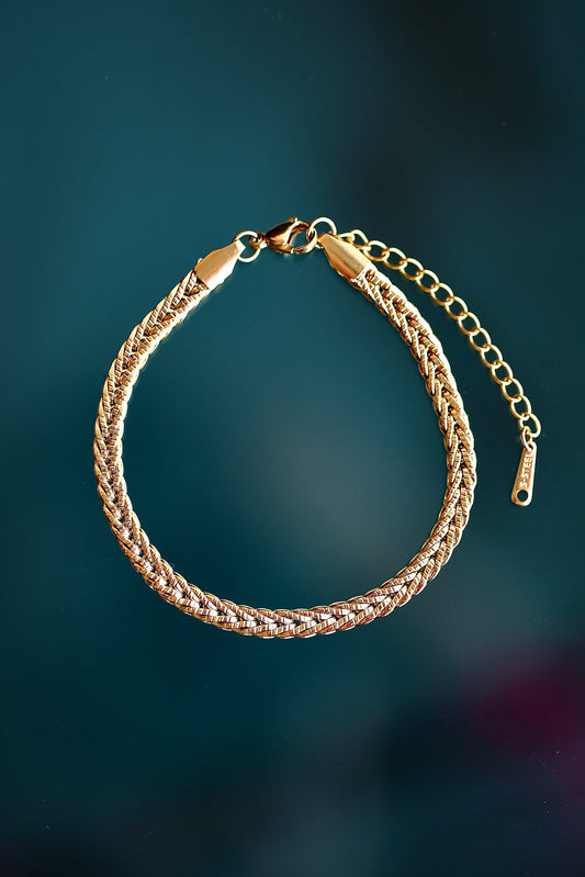 Elegante pulsera trenzada